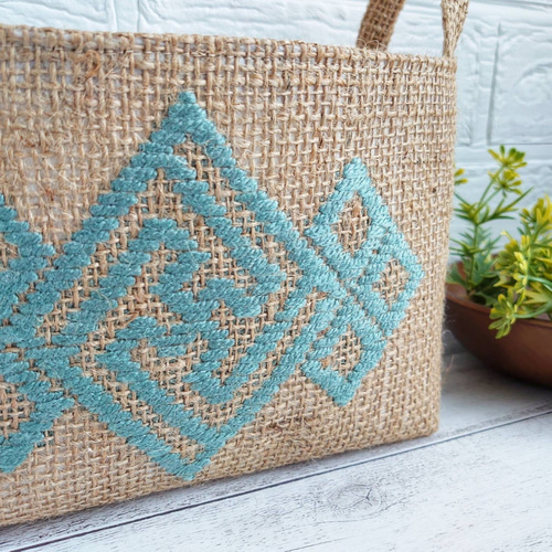 No.29こぎん刺しのジュート麻の布バスケット その他インテリア雑貨  