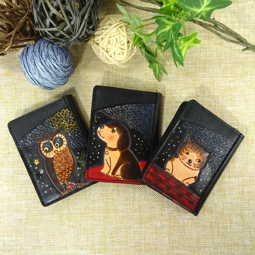 二つ折りパスケース 【ネコ・イヌ・フクロウ柄】本革、定期入れ