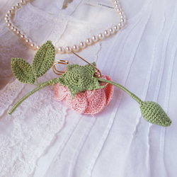 バラのがま口　バラコサージュ付き　手編み 10枚目の画像