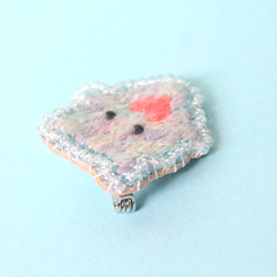 海の妖精・クリオネの刺繍ブローチ～ピンクハート 8枚目の画像