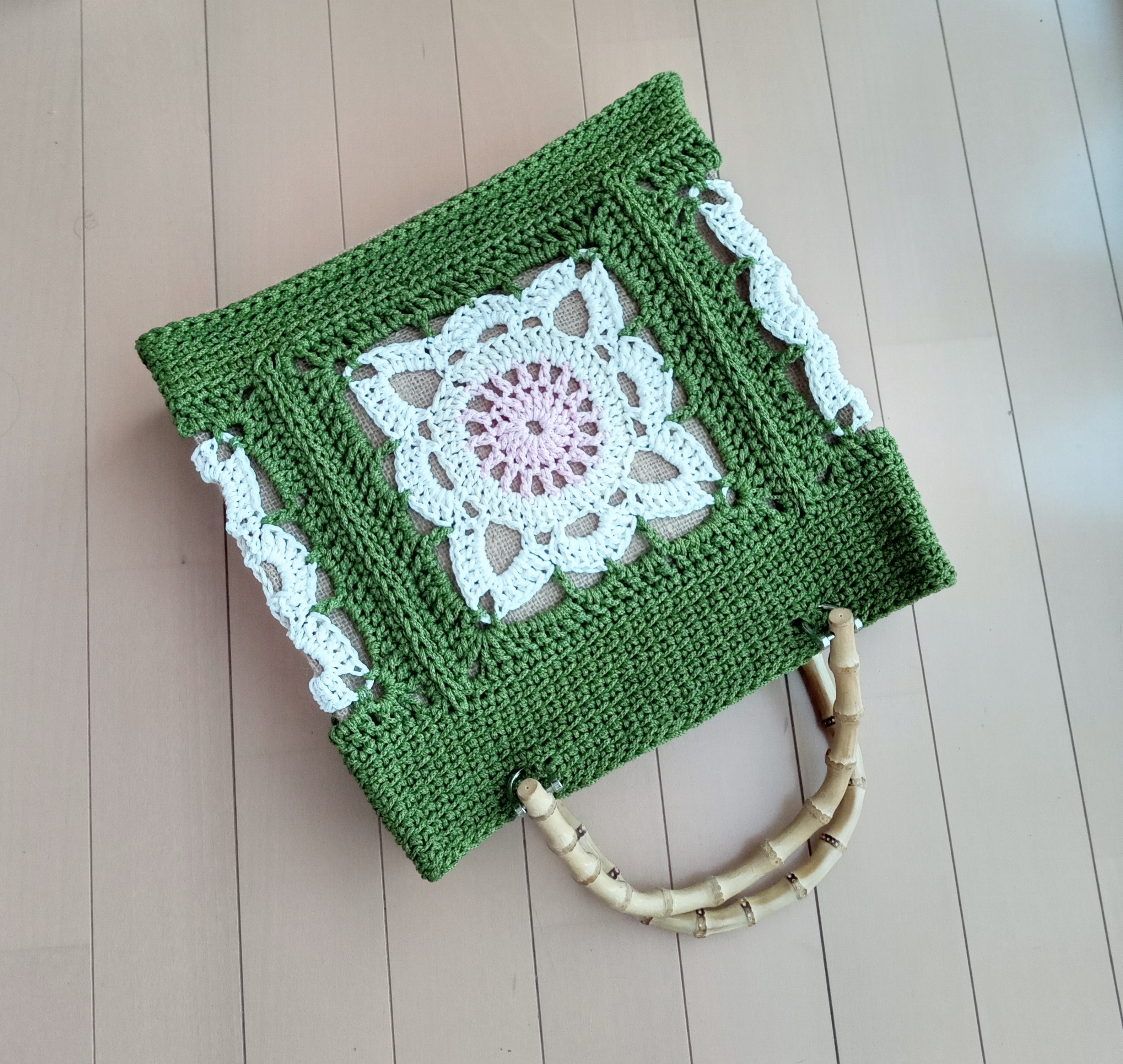 ブラック(オーダー） ハンドメイドかぎ針編みバンブーハンドルトートバッグ