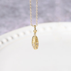 熱販売 飛躍』ゴールドフェザーネックレス《ゴールド/シルバー》羽根 アクセサリー