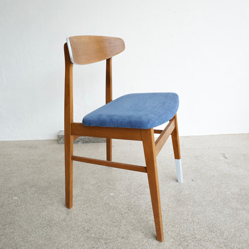 北欧ヴィンテージ　ダイニングチェア　ビーチ／チーク 北欧ビンテージ ダイニングチェア チーク&ビーチ デンマーク