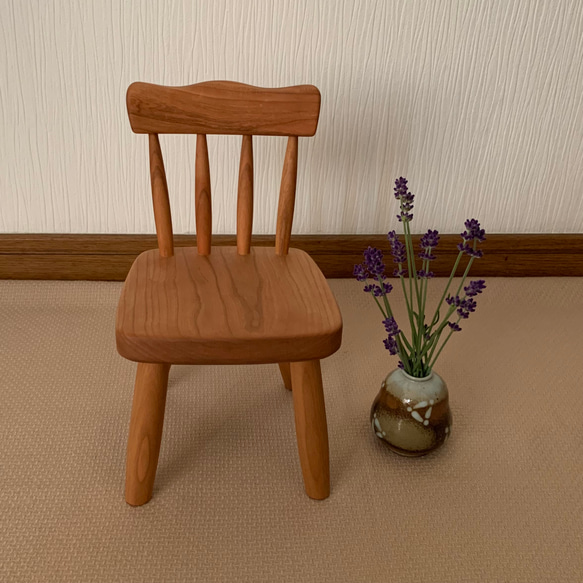 小さい椅子　インテリア　花台　木工作品　ウィンザーチェア 7枚目の画像