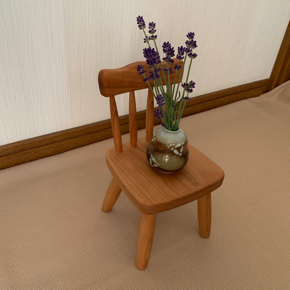 小さい椅子　インテリア　花台　木工作品　ウィンザーチェア 2枚目の画像