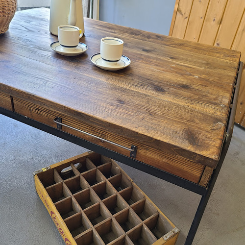 VINTAGE-SUGI DRAWER TABLE 古材×アイアンのセンターテーブル VINTAGE-SUGI DRAWER TABLE 古材×アイアンのセンターテーブル