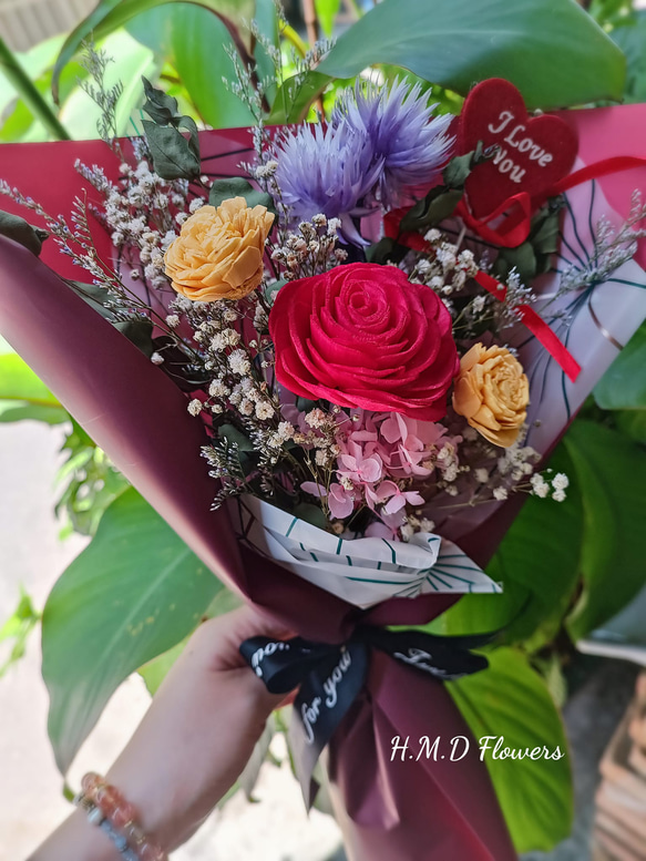 【HMD.Flowers】永生花 花束 情人節 乾燥花 禮物 繡球花 母親節 畢業花束 第2張的照片