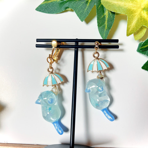 ☆紫陽花とお花いっぱい猫ちゃんピアス☆