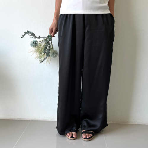 MARNI 黒 バギーパンツ　ワイドパンツ CERCA｜MEMECLE/(W)ブラック デニム ハーフ ワイド バギーパンツ