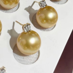 【高級】南洋真珠　ダイヤモンド付きピアスk18