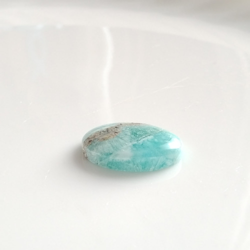 カリビアンブルーカルサイト 23x18mm ルース 天然石 SPES STONE 通販