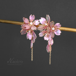 咲き誇る桜(ピアス) ディップアート 揺れる 上品 レジン 大ぶり【春色新作2024】桜ハンドメイド2024 4枚目の画像