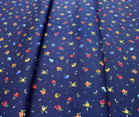 カットクロス Michael Miller Fabrics CX9804-NAVY Dotty Flowers Navy 4枚目の画像