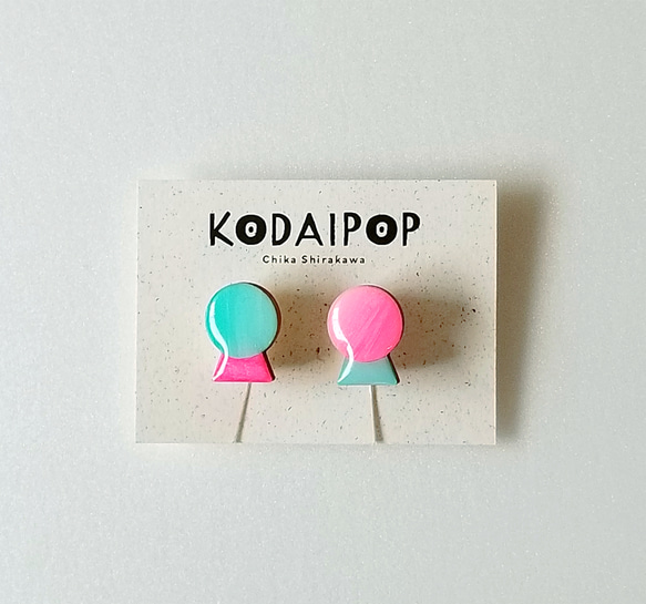 【ノンホールピアス】色で遊ぶPOPな古墳 ミント×ネオンピンク 2枚目の画像