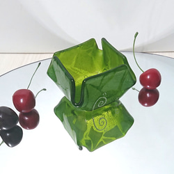 クリムトシリーズ四角鉢(7cm角)アップルグリーン/シルバー 5枚目の画像