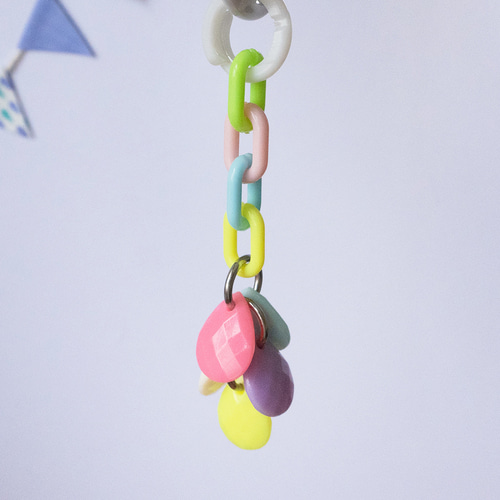 新品　小鳥なな　生写真　２枚セット 鳥のおもちゃ〈文鳥・小型インコ向け〉】SSサイズおもちゃセット