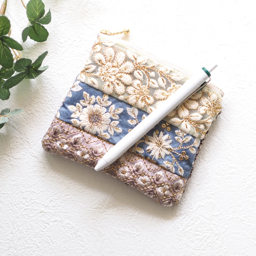 Amazon | ミモザ柄 インド刺繍 帆布 キーホルダー付きフラット