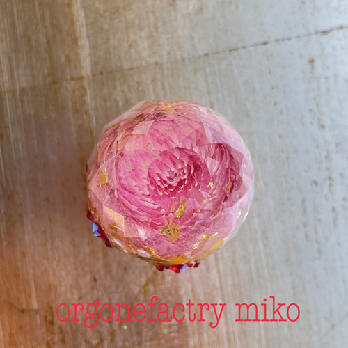 【再登場】小さなハリネズミのオルゴナイト・世界三大ヒーリングストーン 超希少！】ミニピラミッド型 タンザナイト オルゴナイト 3cm その他