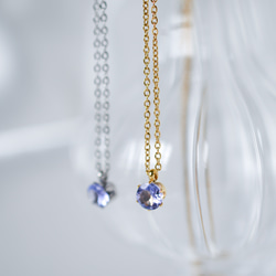 【天然石タンザナイトのシンプルな一粒ネックレス】青紫/5mm/サージカルステンレス/つけっぱなしok 11枚目の画像