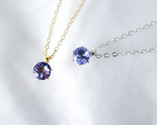 天然石タンザナイトのシンプルな一粒ネックレス】青紫/5mm/サージカル