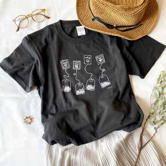 【7月下旬出貨】{Tea-shirt} 紅茶包T卹（黑色） 第1張的照片