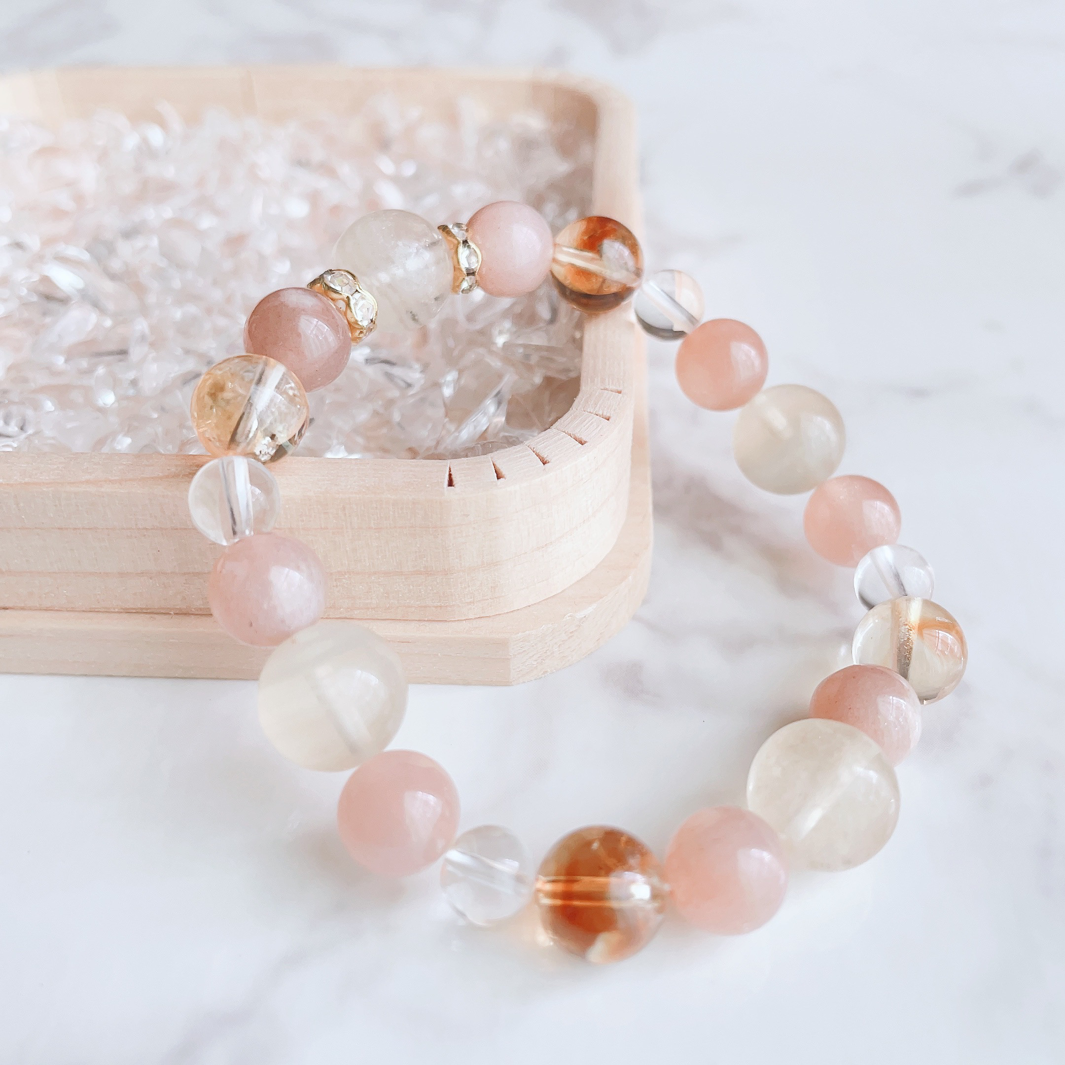 ✦活動的な日々を過ごせるよう導く イエローフローライト パワー・ストーン 天然石ストラップ No592S