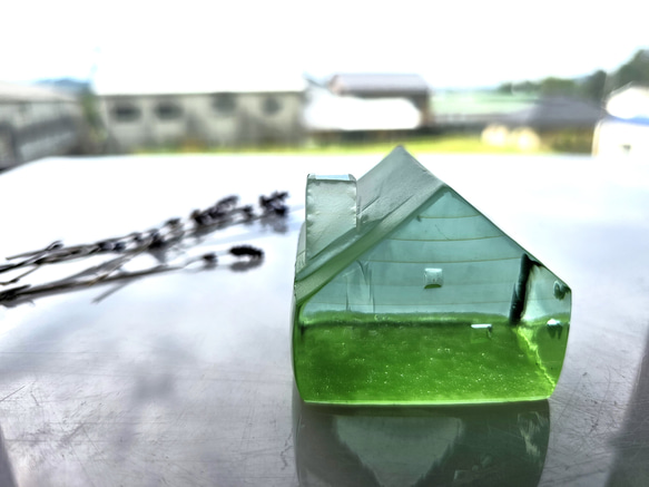 ガラスの家　置物　インテリア　グリーン 9枚目の画像