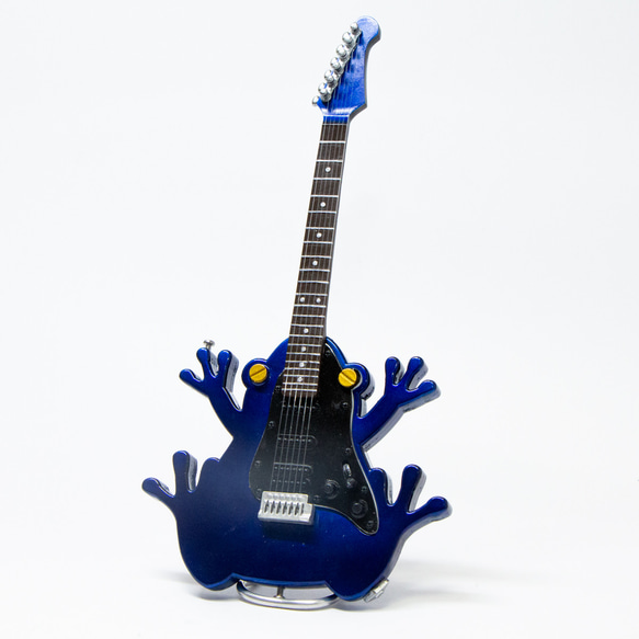 ロックでかっこいいカエル型エレキギター 13枚目の画像