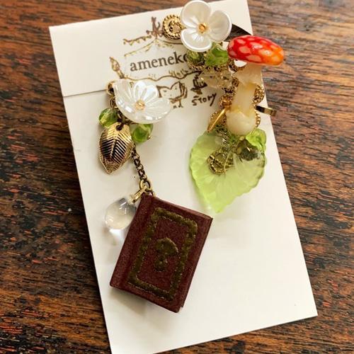 イヤーカフ　アクセサリー　日本　ヘタリア　箱なし イヤーカフ アクセサリー 日本 ヘタリア 箱なし