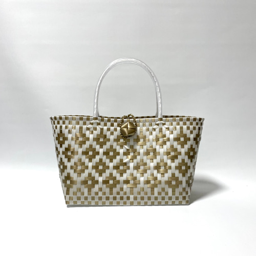 定価25万円 ミッソーニ 豪華チャーム付かごバッグ 特大 美品 特別セール➖即納可能➖プラかごバッグ☆ホワイトxベージュゴールド