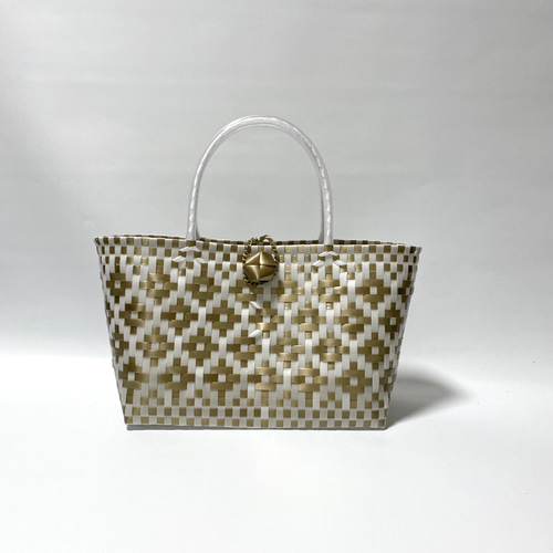 特別セール➖即納可能➖プラかごバッグ☆ホワイトxベージュゴールド