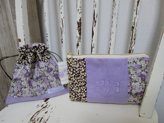 リバティ Libbyリビーとグレンジェイドとラヴェンダー色イニシャル刺繡のポーチのセット