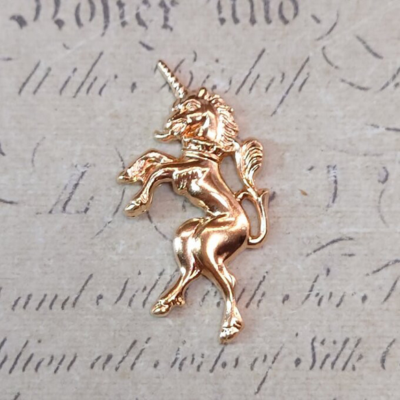 ユニコーンとオークの葉 ヴィンテージ ステンドグラス 創設者作 一角獣 ユニコーンとオークの葉 ヴィンテージ ステンドグラス 天馬 白馬