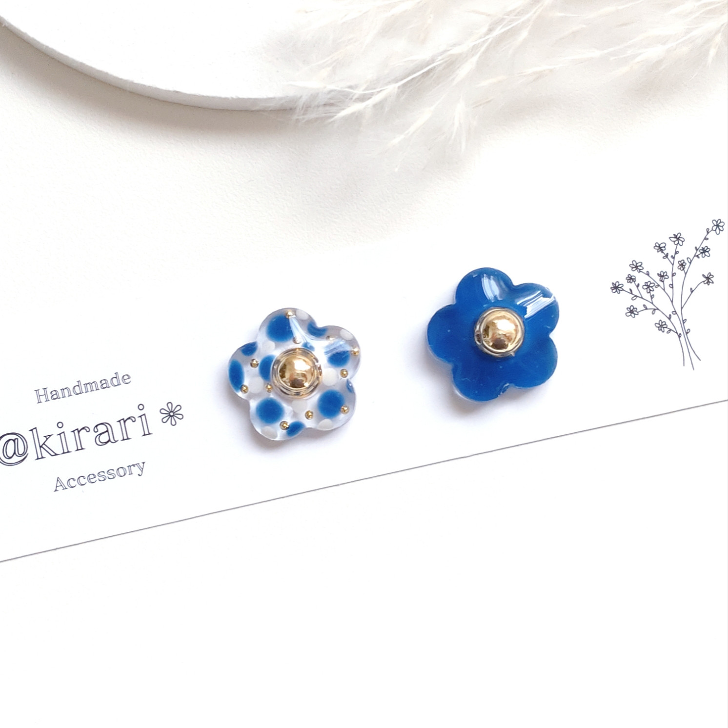 小さなお花ピアス・イヤリング✾ブルー】 ピアス（スタッド・一