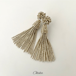 ビーズ タッセル ピアス/イヤリング【メタリックシルバー】ーGlanzーCharlotte Beads tassel 15枚目の画像