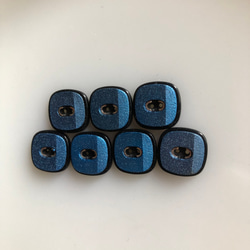 アンティーク ボタン 7個　ビンテージ 昭和 レトロ 個性的 ハンドメイド素材 日本製 ポップ アクセ ブルー　青 2枚目の画像