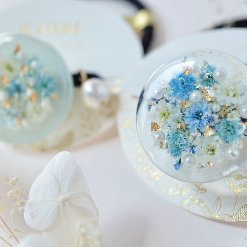 かすみ草入り ブルーフラワーレジンヘアゴム かすみ草入り ブルーフラワーレジンヘアゴム