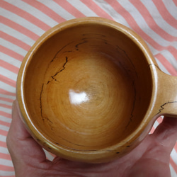 滲みのある栃の古木で作った一木彫りコーヒーカップ 11枚目の画像