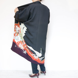 KIMONO LONG Coat - 使用留袖製作的獨一無二的正裝外套！和服也可以正式使用！ 第4張的照片