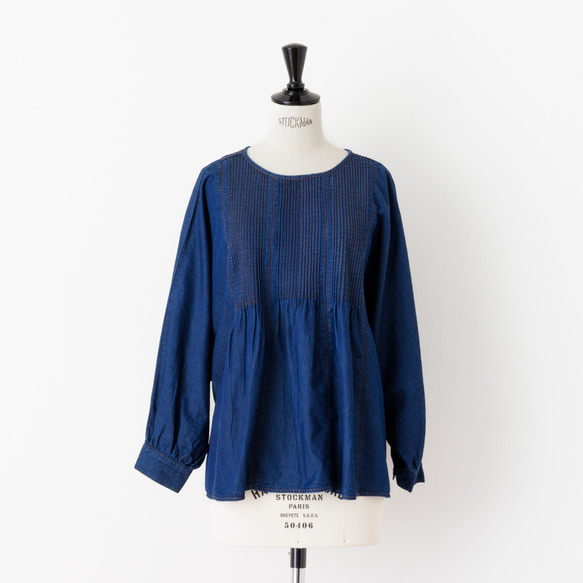 Denim Pintuck Blouse 6枚目の画像