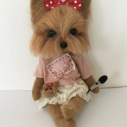 おしごとDog アイドルのヨーキーちゃん 羊毛フェルト 羊毛 おしごとDog アイドルのヨーキーちゃん 羊毛フェルト 羊毛