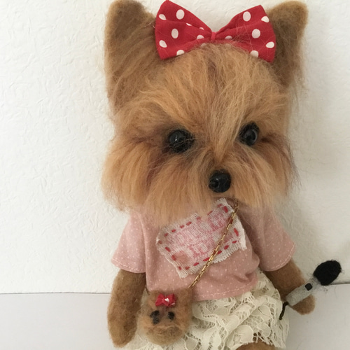 ハンドメイド　羊毛フェルト犬　おしごとdog アイドルのヨーキー おしごとDog アイドルのヨーキーちゃん 羊毛フェルト 羊毛フェルト