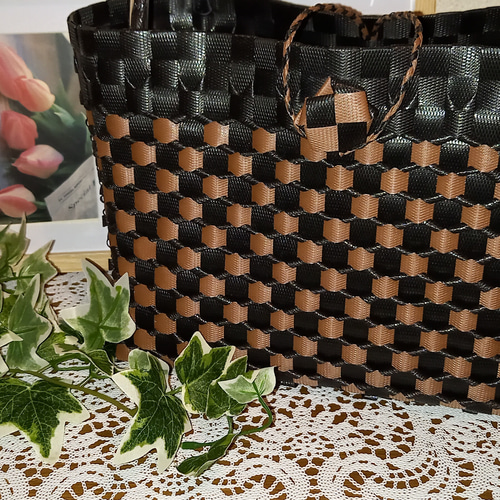 PPバンドプラかごバッグM 黒×茶(うろこ編み) かごバッグ michael-mama