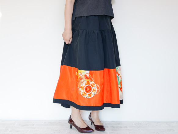 HAREGI SKIRT -ビンテージの着物地を使ったフレアスカート [ロング] 着物リメイク １点物 7枚目の画像