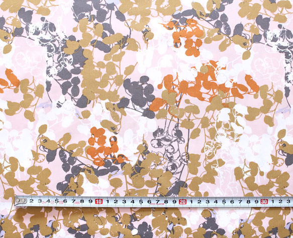 カットクロス Art Gallery Fabrics Earthen Gentle Lunaria 3枚目の画像