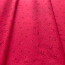 カットクロス Art Gallery Fabrics Dainty Fleuriste Ruby 4枚目の画像