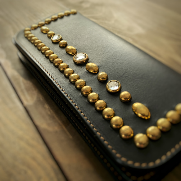 Studded Wallet 1枚目の画像