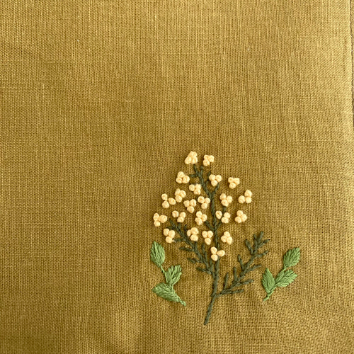 リネンとダブルガーゼの刺繍ハンカチ その他雑貨 めぐみ 通販