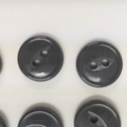 ボタン　19ｍｍ　チャコール　10個　猫目　複数セットは割引　付属　裁縫　手芸　工芸　材料　補修　パーツ　送料無料 2枚目の画像