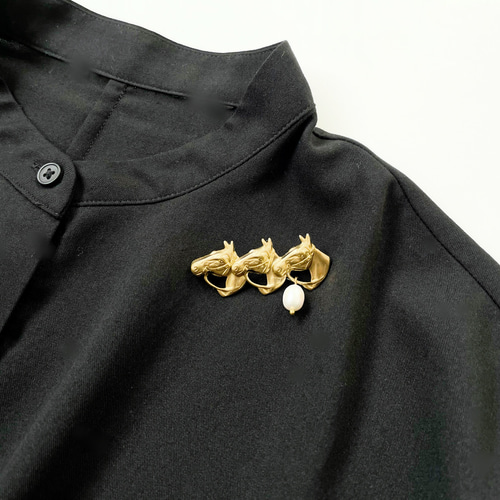 馬モチーフ ブローチ兼用 艶消し ダイヤモンド 計0.13ct
